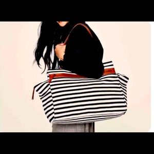 DSW Overnight Tote Bag